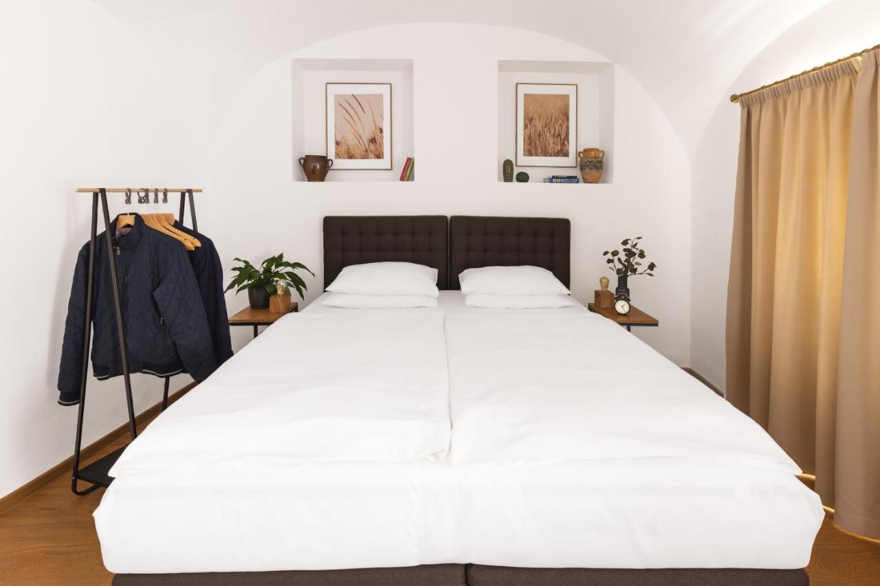 Superior Quadruple Room,1407327704:JPEG